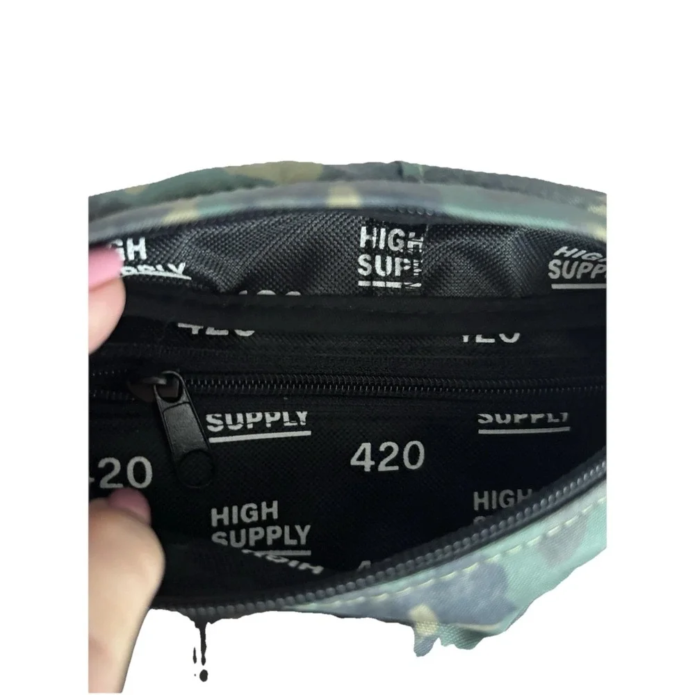 HIGH‎ SUPPLY 420 Camo Belt Bag Wear Over Shoulder green Unisex Excellent